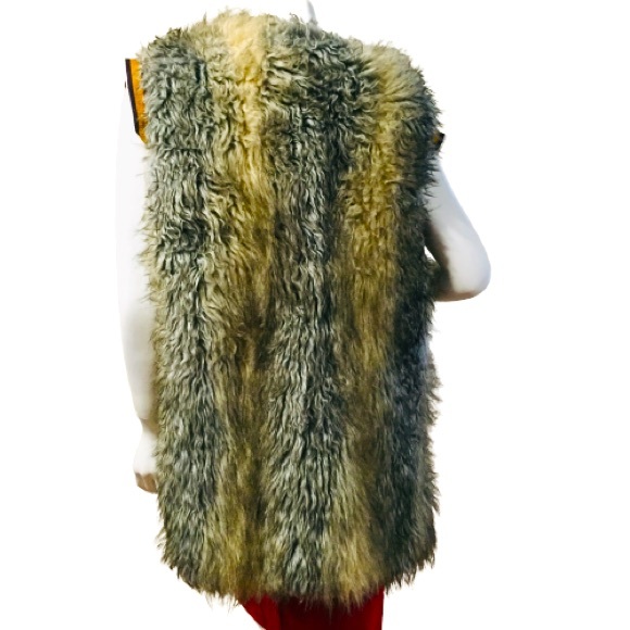 Xhilaration L/G Faux Fur Coat - Picture 2 of 5
